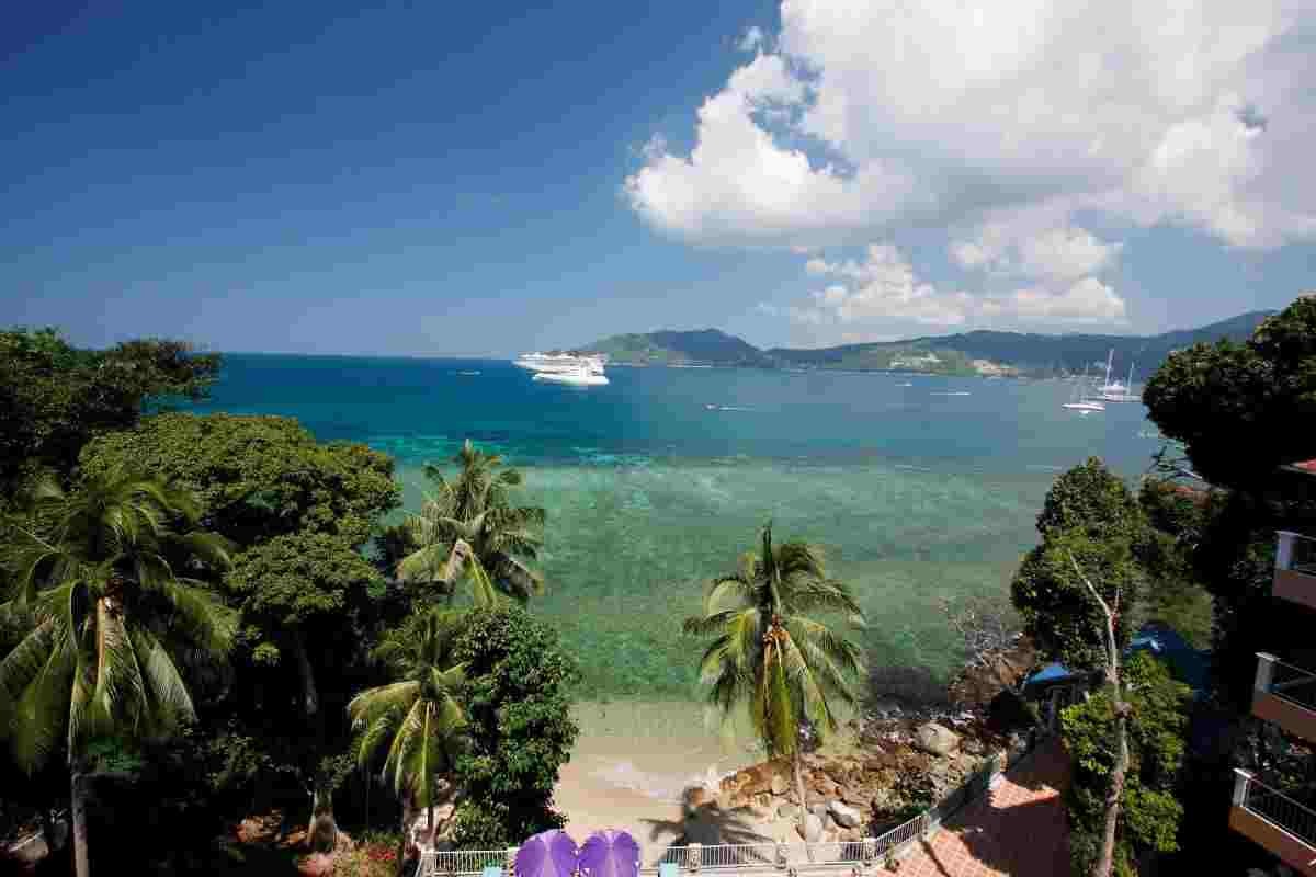 Blue Beach Club & Resort Patong Exterior foto